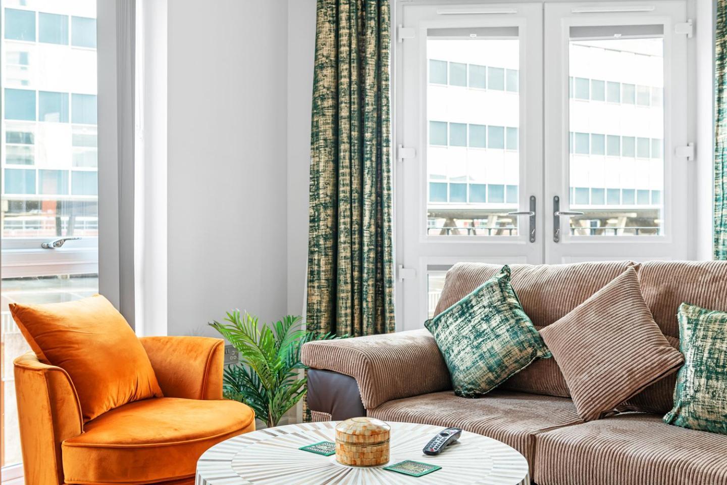 Luxurious Flat At Leicester Town Екстер'єр фото